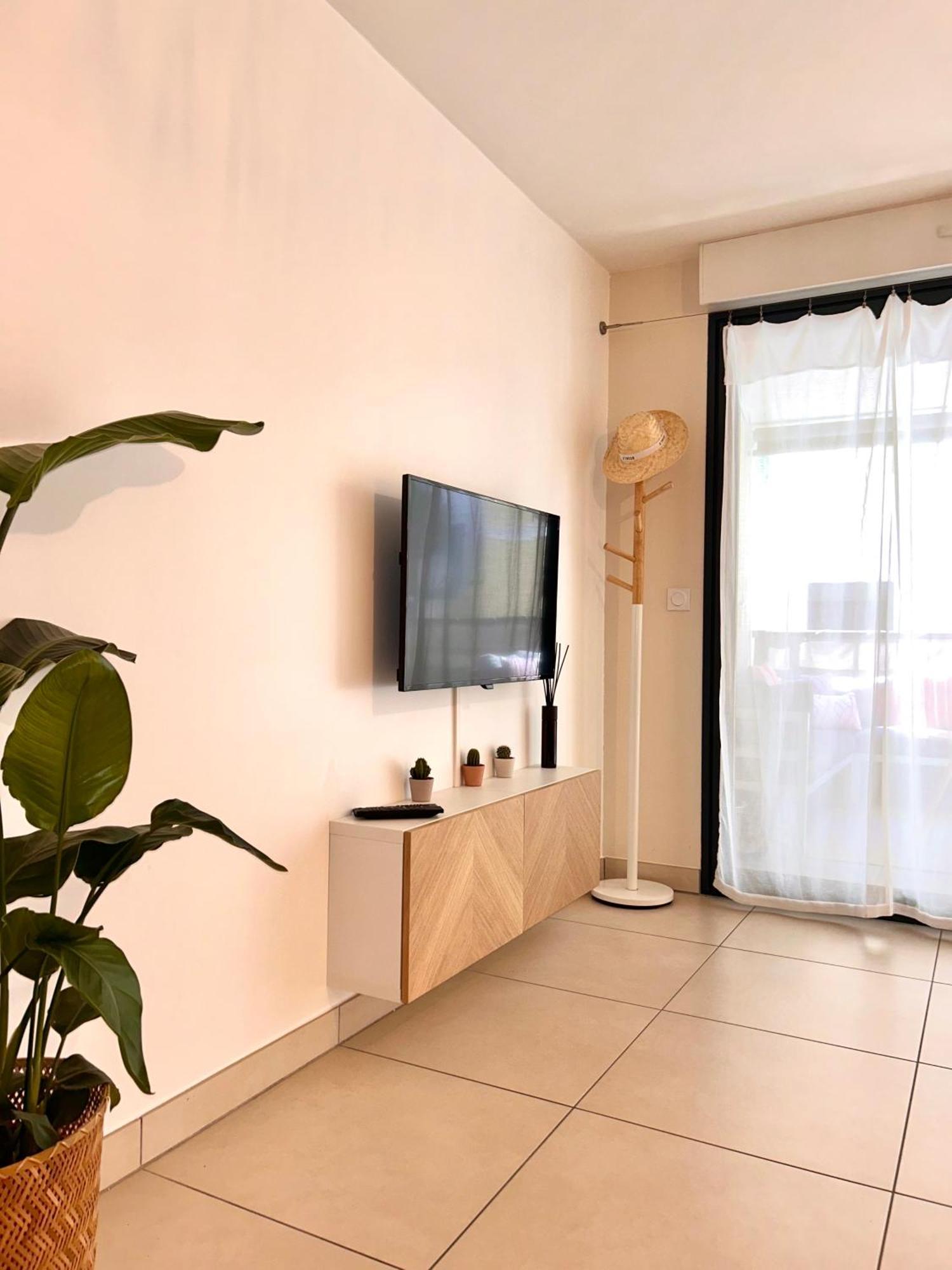 Studio NEUF -AUX PORTES DE MONACO -CONFORT -Wifi -Clim Exterior foto