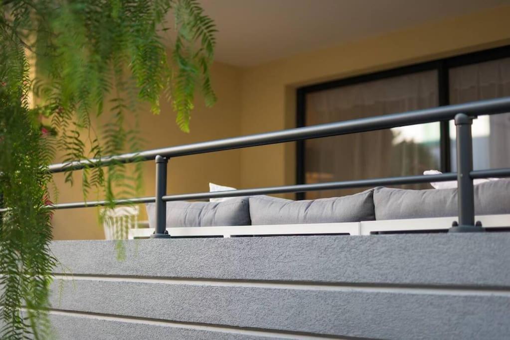 Studio NEUF -AUX PORTES DE MONACO -CONFORT -Wifi -Clim Exterior foto